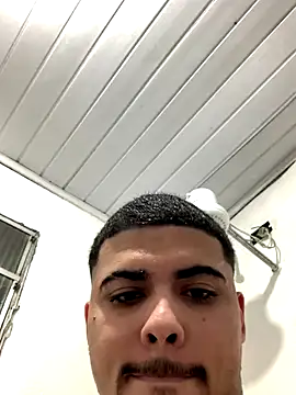 Snapshot of Casal_Safado_ chatting on 10/22/25, 03:29 Casal Safado online show from 10/22/25, 03:29