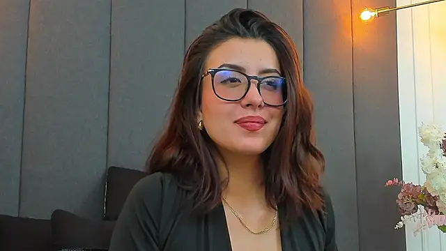 EmaSaenz online show from 02/12/25, 10:15