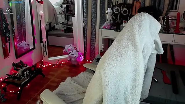 Snapshot of Ariadna_Carters1 chatting on 01/26/25, 02:14 Ariadna Carters1 online show from 01/26/25, 02:14