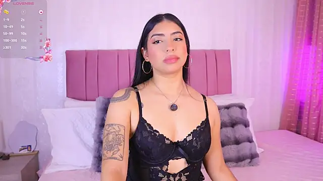 Snapshot of kath_rosee1 chatting on 10/12/25, 08:19 kath rosee1 online show from 10/12/25, 08:19