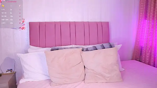 Snapshot of kath_rosee1 chatting on 10/14/25, 07:36 kath rosee1 online show from 10/14/25, 07:36