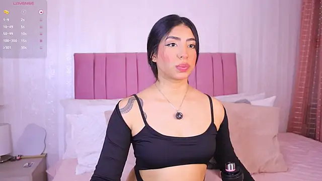 Snapshot of kath_rosee1 chatting on 10/30/25, 08:20 kath rosee1 online show from 10/30/25, 08:20