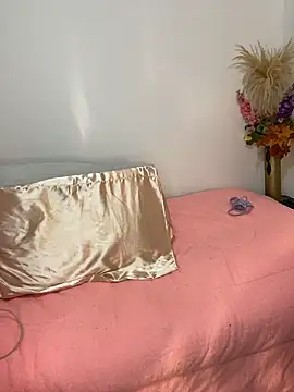 manuela star online show from 02/21/26, 01:39