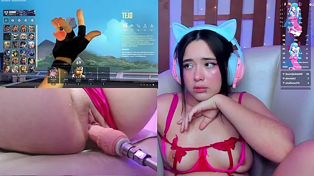 Ashley sa online show from 01/13/25, 01:34