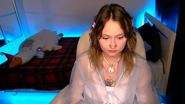 Snapshot of MariaMango chatting on 12/24/24, 03:49 MariaMango online show from 12/24/24, 03:49