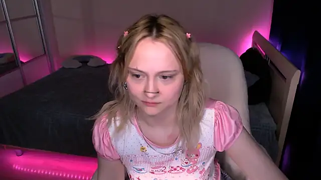 Snapshot of MariaMango chatting on 01/18/25, 12:57 MariaMango online show from 01/18/25, 12:57