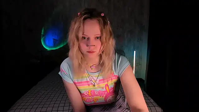 Snapshot of MariaMango chatting on 02/11/25, 11:33 MariaMango online show from 02/11/25, 11:33