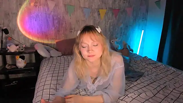 Snapshot of MariaMango chatting on 03/21/25, 12:51 MariaMango online show from 03/21/25, 12:51