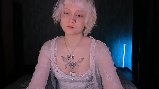 Snapshot of MariaMango chatting on 09/29/25, 12:16 MariaMango online show from 09/29/25, 12:16