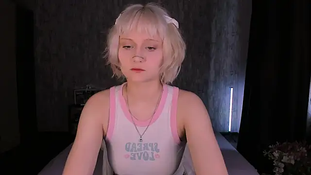 Snapshot of MariaMango chatting on 10/25/25, 07:38 MariaMango online show from 10/25/25, 07:38