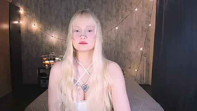 Snapshot of MariaMango chatting on 11/30/25, 11:53 MariaMango online show from 11/30/25, 11:53