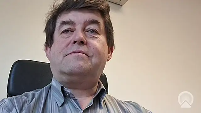 Snapshot of sympatrique chatting on 10/27/25, 07:56 sympatrique online show from 10/27/25, 07:56