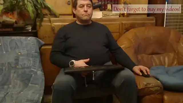 Snapshot of sympatrique chatting on 12/21/25, 03:41 sympatrique online show from 12/21/25, 03:41