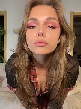 Snapshot of HumbleJess chatting on 10/05/25, 02:37 HumbleJess online show from 10/05/25, 02:37