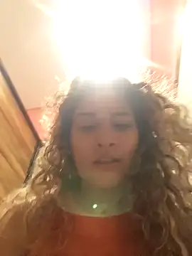 Sara smiiith211 online show from 12/09/24, 11:24