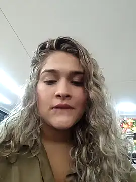 Sara smiiith211 online show from 12/11/24, 01:26