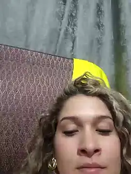 Sara smiiith211 online show from 01/15/25, 08:26