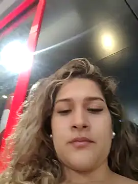 Sara smiiith211 online show from 01/26/25, 10:24