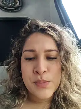 Sara smiiith211 online show from 01/27/25, 05:26