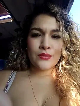 Sara smiiith211 online show from 10/30/25, 09:15