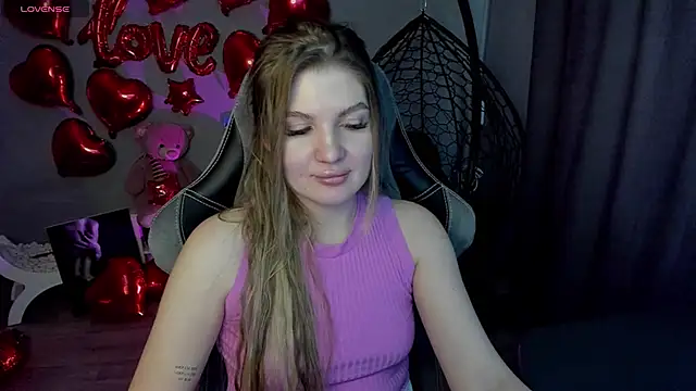 lily williamss online show from 02/16/25, 03:47