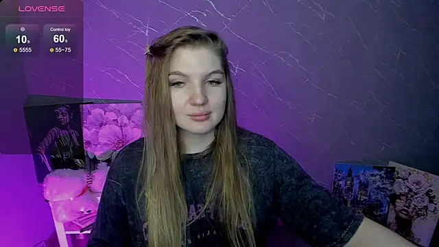 lily williamss online show from 05/18/26, 04:07