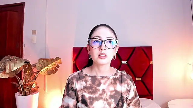 Emilywatsonn online show from 03/14/26, 12:28