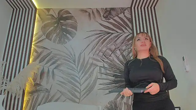 Samaantha-White online show from 11/04/25, 11:42