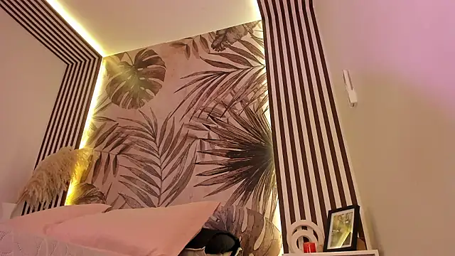 Samaantha-White online show from 02/09/26, 11:36