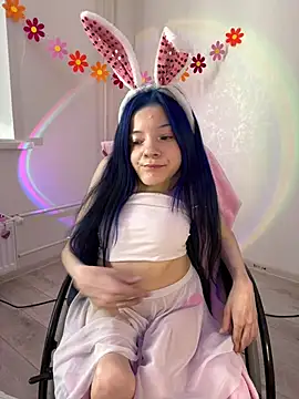 MiniSophiaa online show from 03/31/26, 09:32