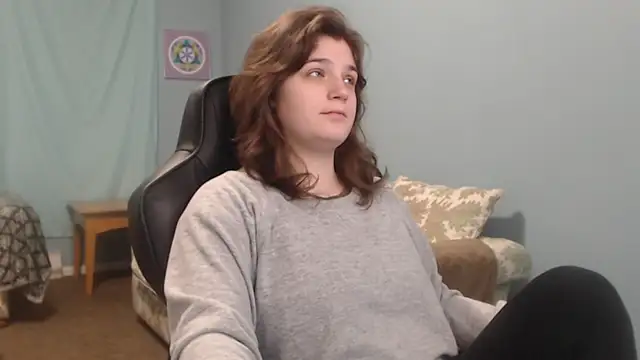 TreeJeanne online show from 12/23/24, 01:56