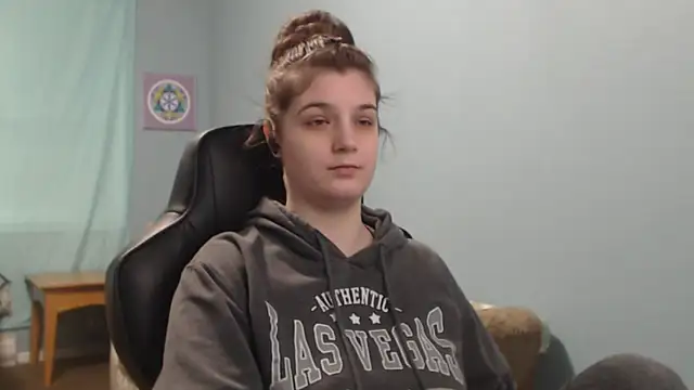 TreeJeanne online show from 03/11/25, 08:09