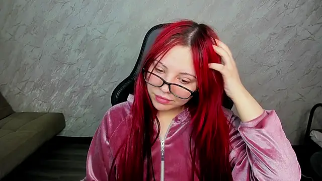 Snapshot of Stacy_Luv chatting on 02/06/25, 11:58 Stacy Luv online show from 02/06/25, 11:58