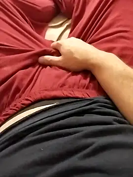 Snapshot of xozox chatting on 02/25/25, 12:14 xozox online show from 02/25/25, 12:14