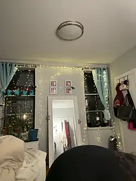 sylviahhh online show from 03/24/26, 02:38