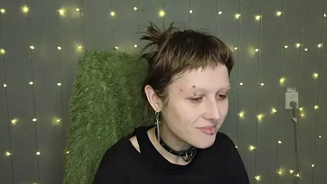 Snapshot of kortny_yo chatting on 12/05/24, 09:39 kortny yo online show from 12/05/24, 09:39