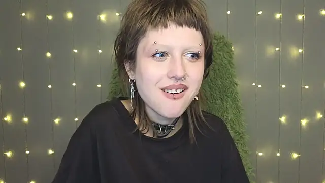 Snapshot of kortny_yo chatting on 12/06/24, 03:52 kortny yo online show from 12/06/24, 03:52