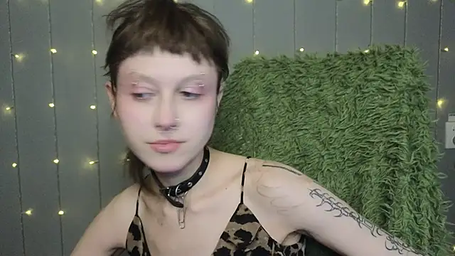 Snapshot of kortny_yo chatting on 01/05/25, 04:06 kortny yo online show from 01/05/25, 04:06