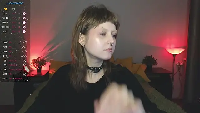 Snapshot of kortny_yo chatting on 10/17/25, 08:33 kortny yo online show from 10/17/25, 08:33