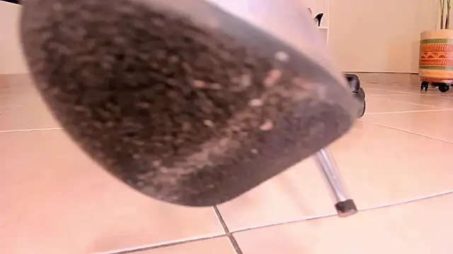 Snapshot of Kimmroggerr chatting on 02/24/25, 08:25 Kimmroggerr online show from 02/24/25, 08:25