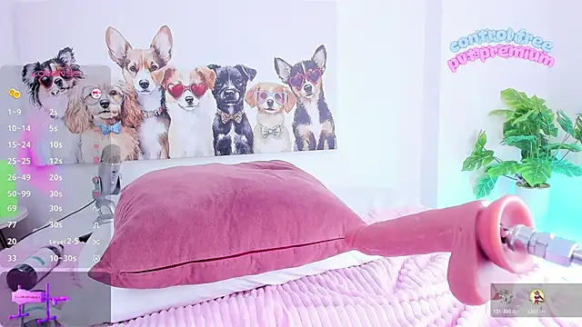 Snapshot of ashley_nicoll chatting on 10/21/25, 01:34 ashley nicoll online show from 10/21/25, 01:34