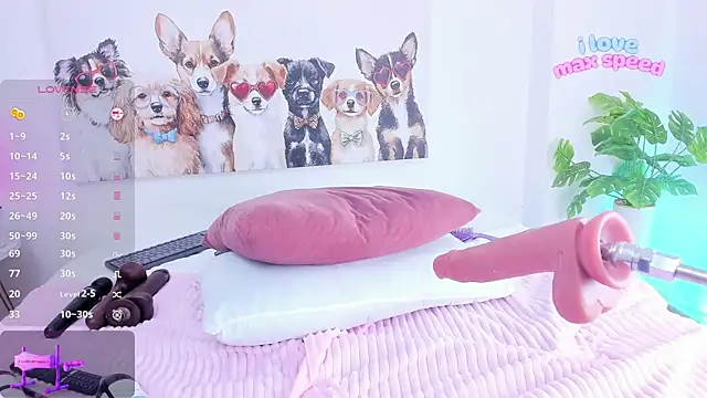 Snapshot of ashley_nicoll chatting on 11/04/25, 01:43 ashley nicoll online show from 11/04/25, 01:43