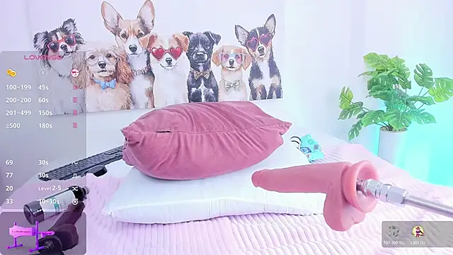 Snapshot of ashley_nicoll chatting on 11/07/25, 01:33 ashley nicoll online show from 11/07/25, 01:33