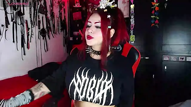 Snapshot of jannaink_ chatting on 12/31/24, 03:01 jannaink  online show from 12/31/24, 03:01