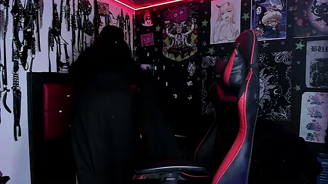 Snapshot of jannaink_ chatting on 03/07/25, 07:05 jannaink  online show from 03/07/25, 07:05