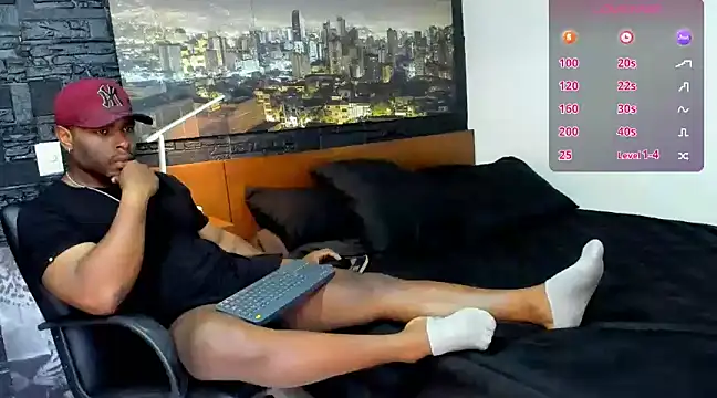 thomas santtos1 online show from 01/24/25, 01:14