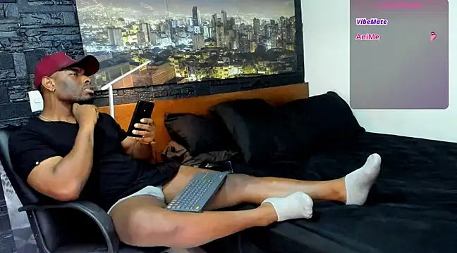 thomas santtos1 online show from 01/25/25, 10:28