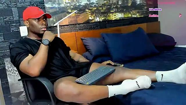 thomas santtos1 online show from 03/13/25, 09:37