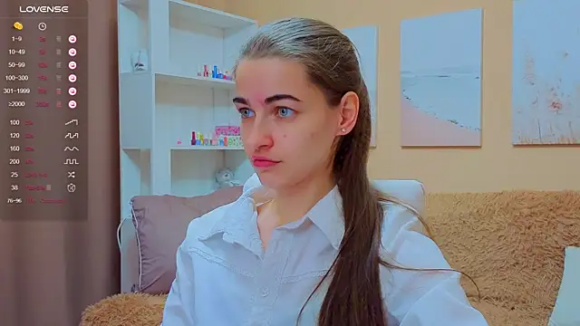 AstoriyaNight online show from 10/14/25, 10:27