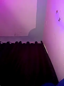 Snapshot of Cherrytowild chatting on 11/30/25, 05:33 Cherrytowild online show from 11/30/25, 05:33